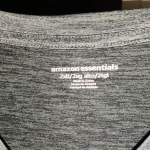 Green active shirt  3xltamazon essentials. Bundle this with the other 3 ua shirt